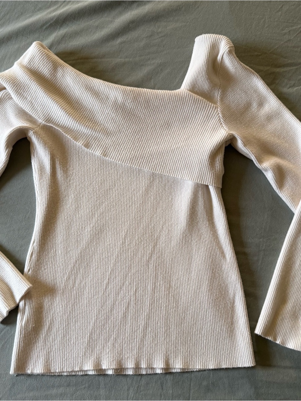 Off-the-Shoulder Ribbed Sweater in Cream - Picture 4 of 5